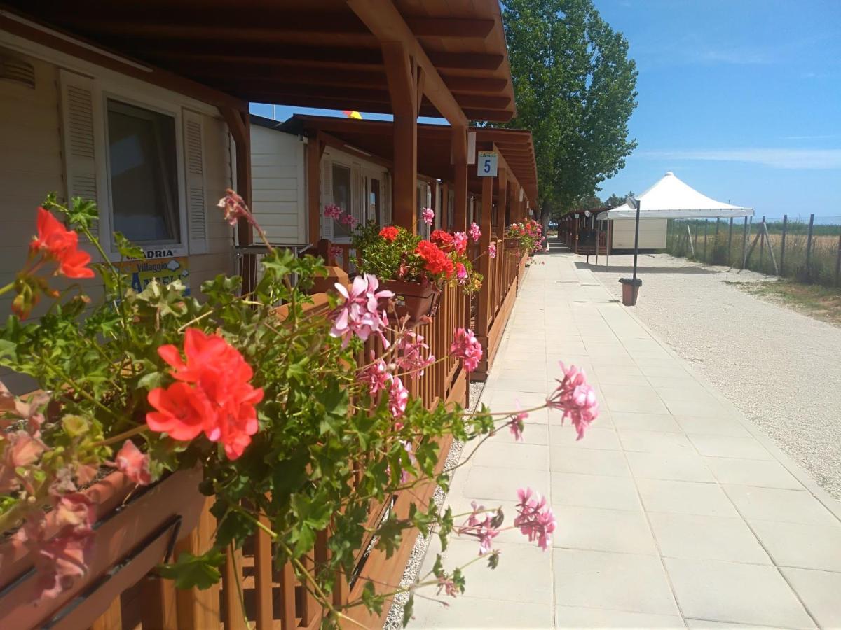 Villaggio Degli Angeli Scerne Pineto エクステリア 写真