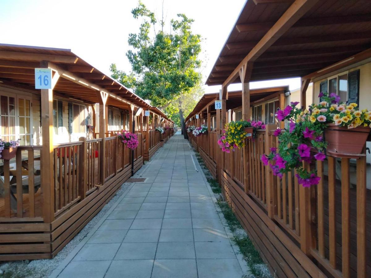 Villaggio Degli Angeli Scerne Pineto エクステリア 写真